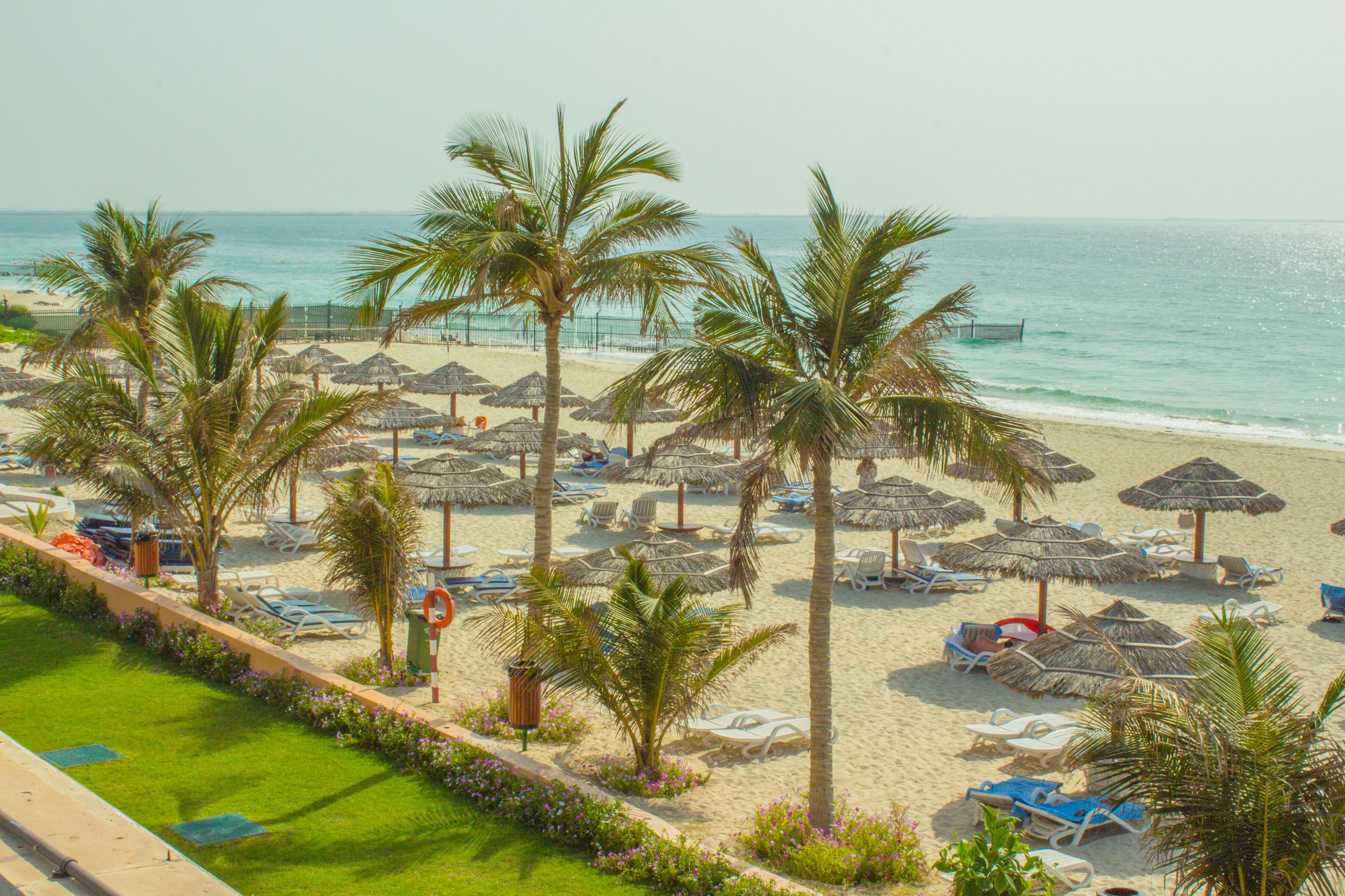 Beach шарджа. Лу Лу отель Шарджа. Отель Лу Лу Шарджа ОАЭ. Шарджа Лоу Лоу Бич отель. Lou Lou a Beach Resort 3 Шарджа.